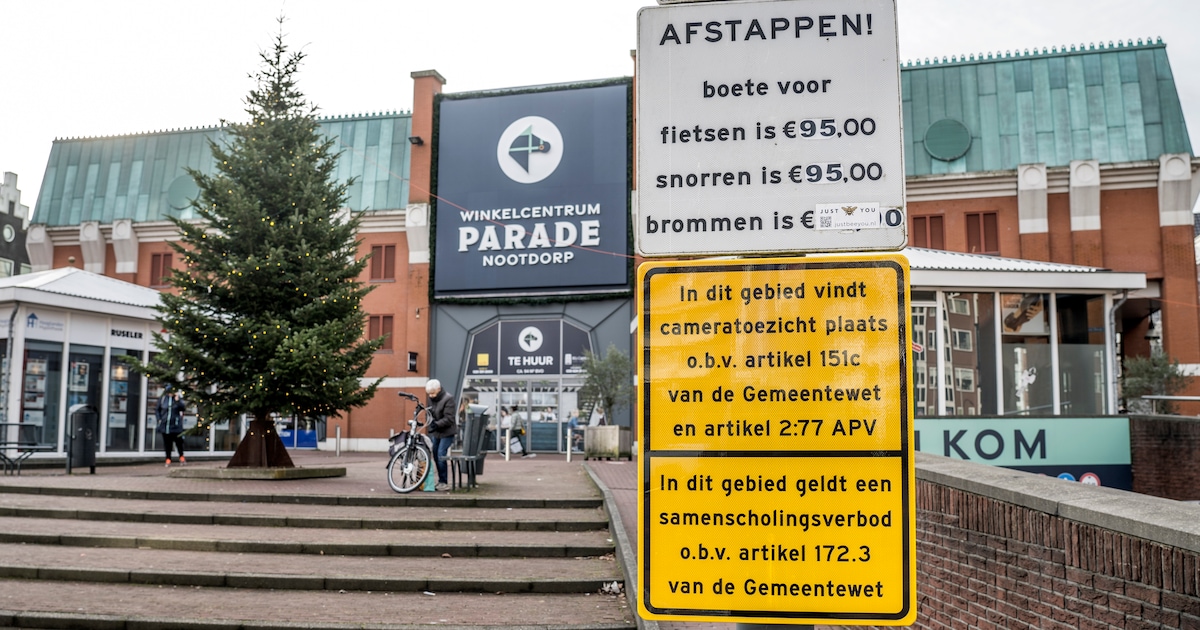 19 aanhoudingen bij de Parade: bivakmuts, boksbeugel en overtreding gebiedsverbod