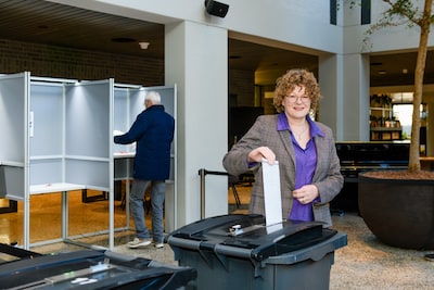 Raadsleden Deurne waarderen beslissing vertrek burgemeester Buter