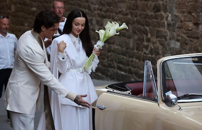 Actrice Dove Cameron en Måneskin-frontman Damiano David getrouwd in Italië
