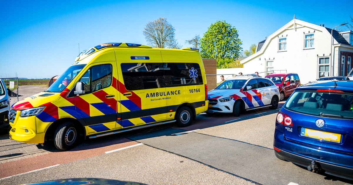 Motorrijder gewond bij val, slachtoffer naar ziekenhuis vervoerd