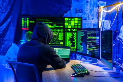 Den Bosch leert inwoners cybercrime herkennen: ‘Je naam en geboortedatum geven is al riskant’