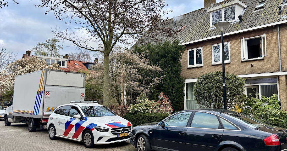 Agenten treffen apparatuur voor wietplantage aan in huis in Abcoude