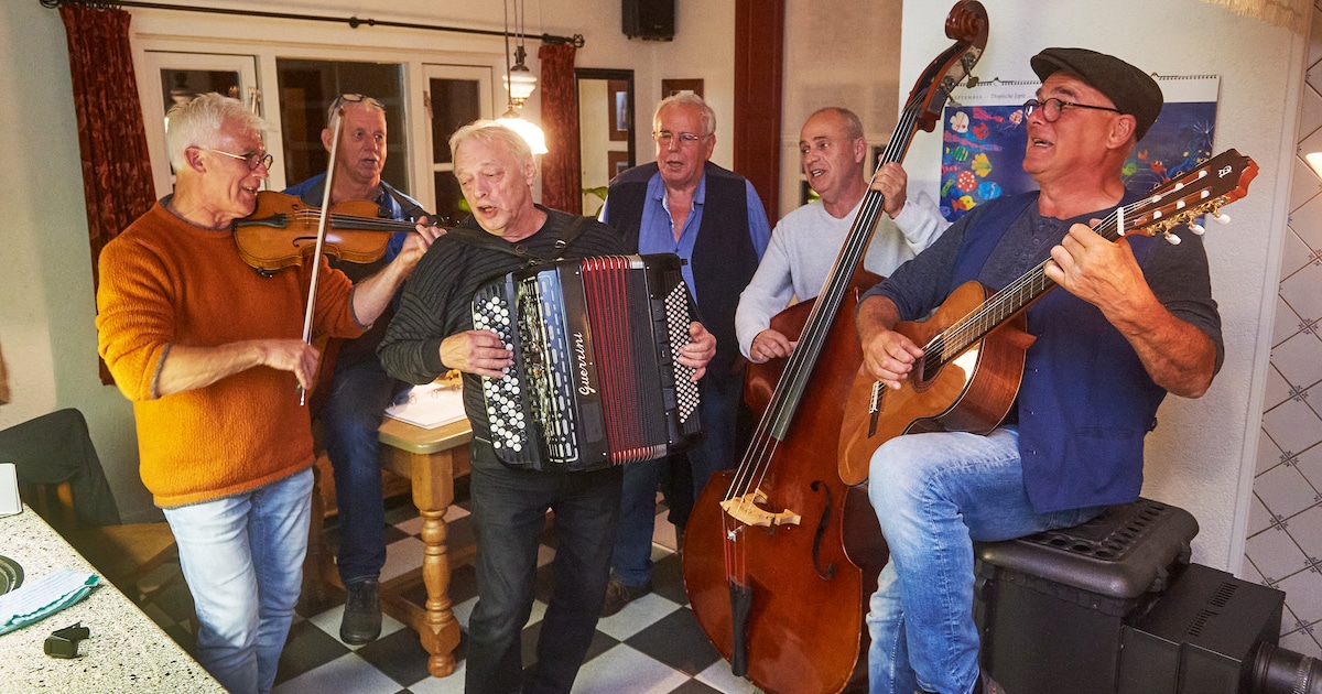 Brabantse kerstshow met Kwartjesvolk in Lieshout