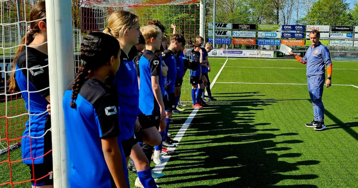 Woerdense brugklassers behalen KNVB-scheidsrechterdiploma