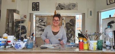 Wereldkunst op ansichtkaarten: Postcard Art Exhibit komt naar Scheveningen