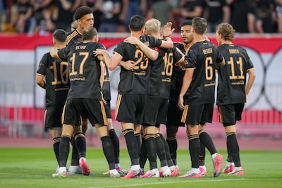 Klaassen bezorgt Ajax geweldige start in Servië, Dolberg maakt bijna heerlijke goal
