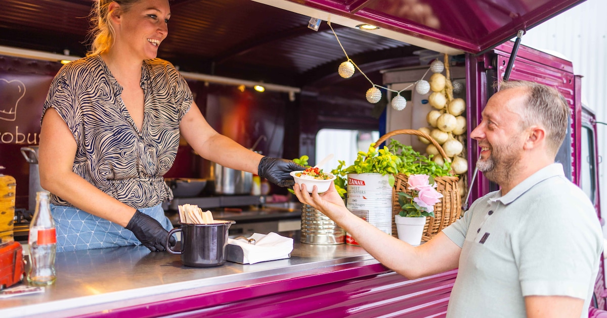 Foodtruckfestival brengt eten en muziek naar Raadhuisplein in Zevenaar