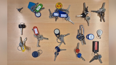 Politie vindt sieraden en ‘gehengelde’ huissleutels bij verdachte van zestien Haagse woninginbraken