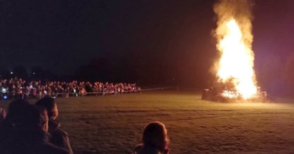 Sint Maartensvuren op verschillende locaties in Weert