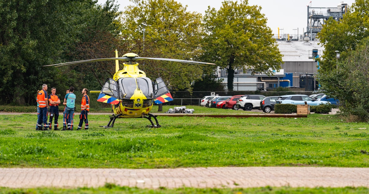 Slachtoffer kort buiten bewustzijn na bedrijfsongeval in Rotterdamse Botlek