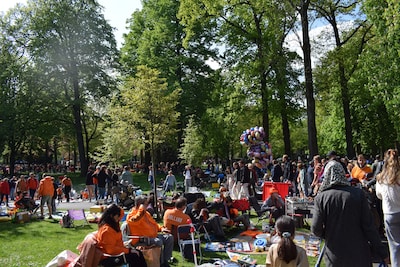 Koningsdag komt eraan: dit zijn de vrijmarkten in Breda