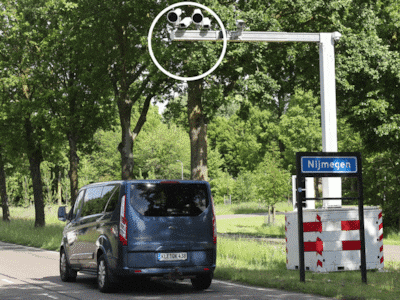 Nieuwe flitser jaagt in Nijmegen op appende bestuurders: één blik op je telefoon kost honderden euro