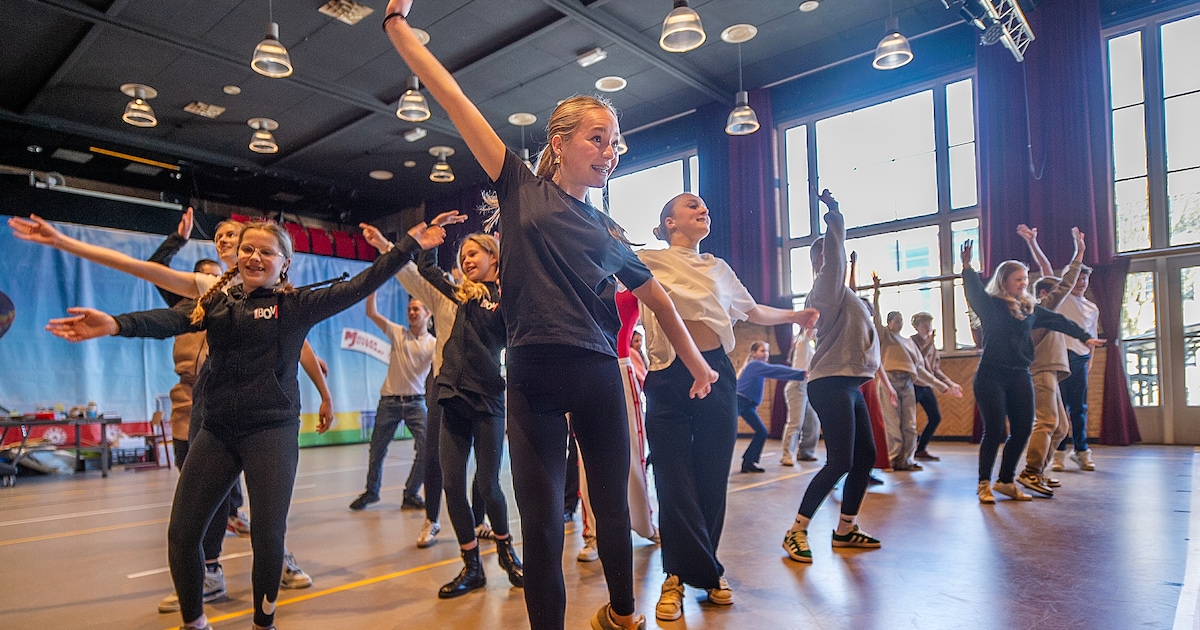 Young BOV speelt ‘Oh wat een circus’: ‘Een depressieve clown spelen is ...
