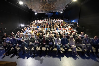 Ook theaters in de dorpen boeken recordcijfers: behoefte aan ‘iets meemaken’ laat zalen vollopen