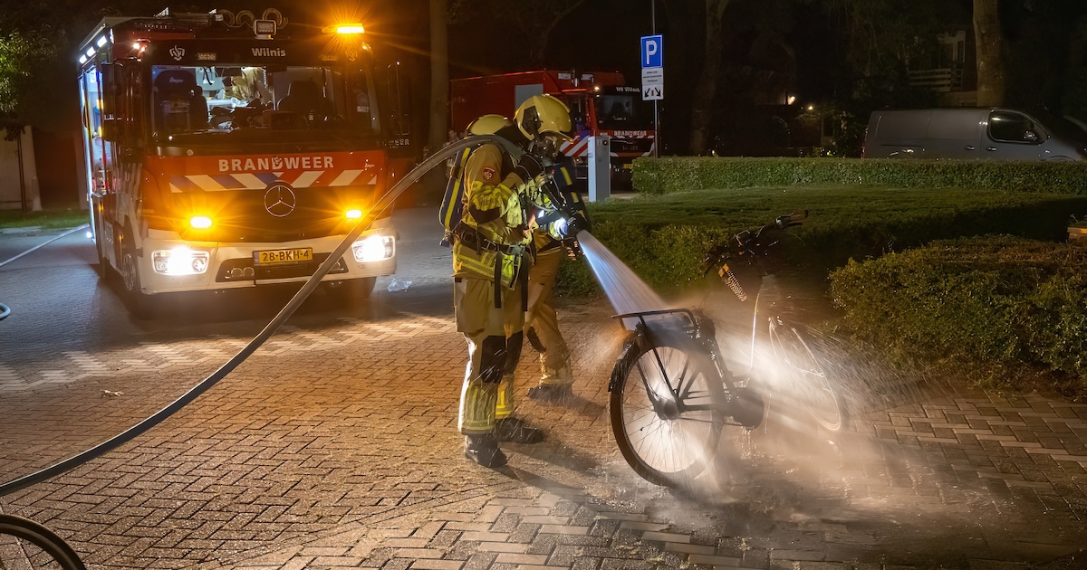 Elektrische fiets vliegt spontaan in brand in opslagbox Wilnis