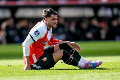 rotterdam-30-03-2025-stadium-feijenoord-de-kuip-dutch-eredivisie-season-2024-2025-during-the-match-feyenoord-go-ahead-eagles-feyenoord-player-julian-carranza
