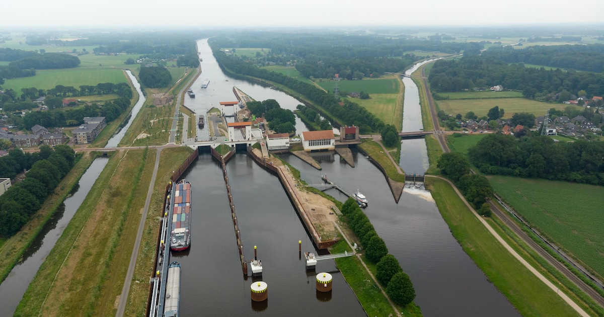 Vanaf zaterdag geen scheepvaart op Twentekanaal vanwege droogte: sluizen bij Eefde blijven dicht