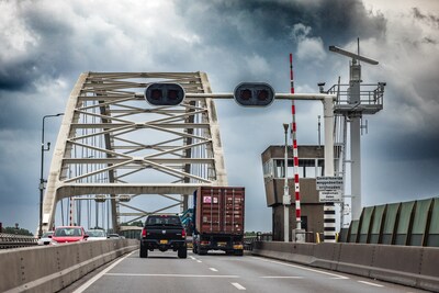 N3 tussen Papendrecht en Dordrecht Sterrenrug krijgt nieuw asfalt en daarom is de weg afgesloten
