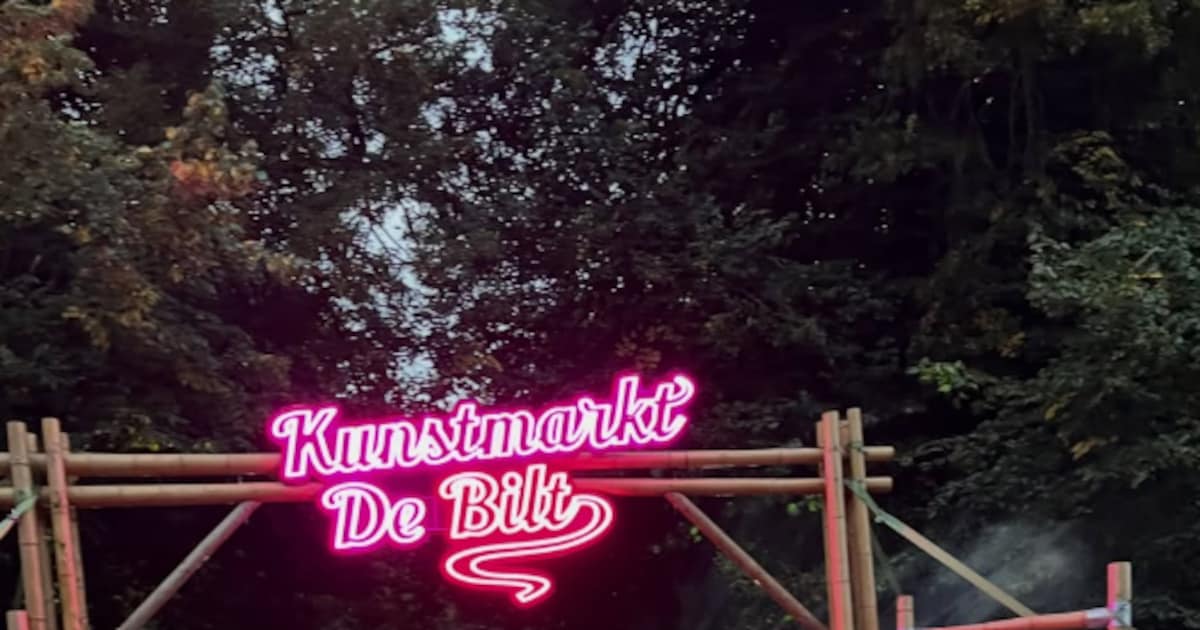 Kunstmarkt De Bilt ontruimd na dreiging rellende jongeren in Snapchatgroep, avondprogramma dag twee 