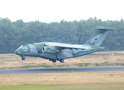 Opvolger van Nederlandse Hercules komt oefenen op Vliegbasis Eindhoven tijdens Falcon Leap