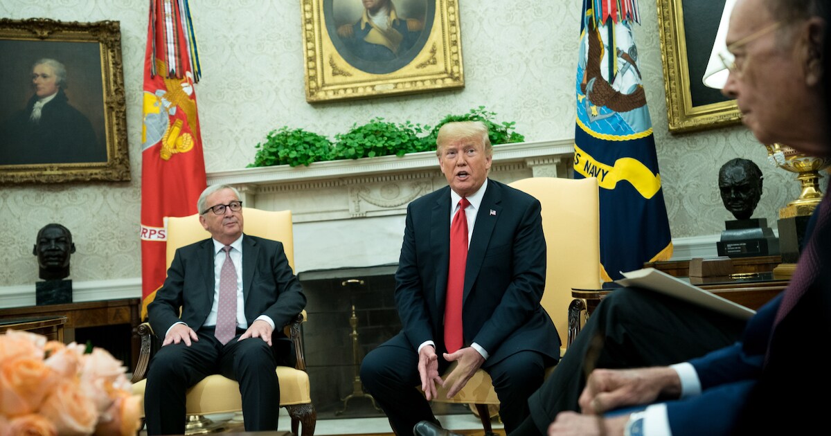 Trump en Juncker zijn lief voor elkaar - voorlopig dan | Nieuws | AD.nl