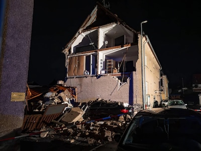 LIVE Extreem weer | Duitsland getroffen door zware storm: vrouw (58) overleden nadat boom op overkapping viel